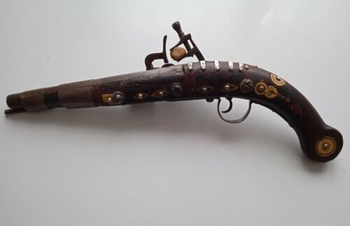 Pistolet Tamzyant Tamazight du 19e Siècle